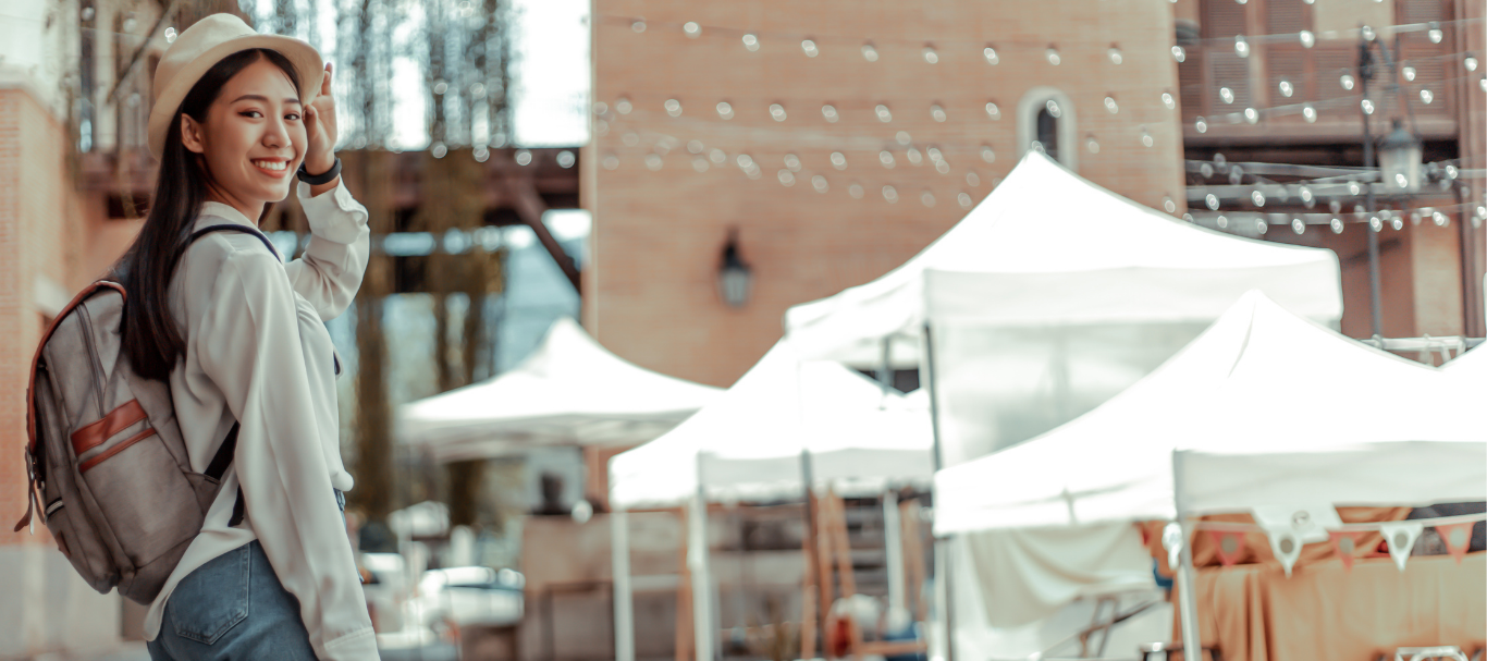 TEFL graduate teaching English class online